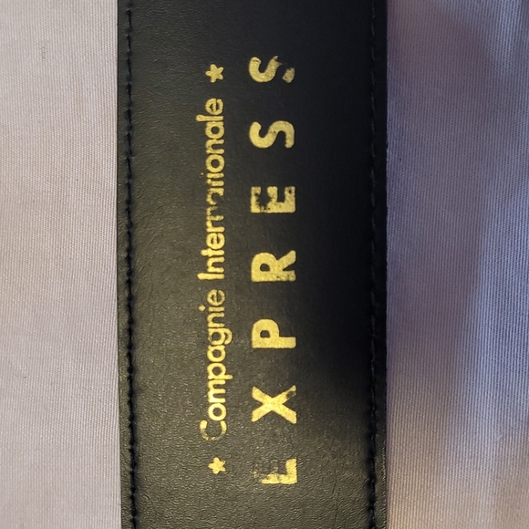 Express belt vintage 70's green suede gold tone buckle Size Medium - Picture 5 of 10